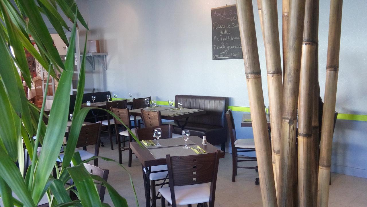 Hotel Saint-Michel Les Monts d'Aunay 外观 照片